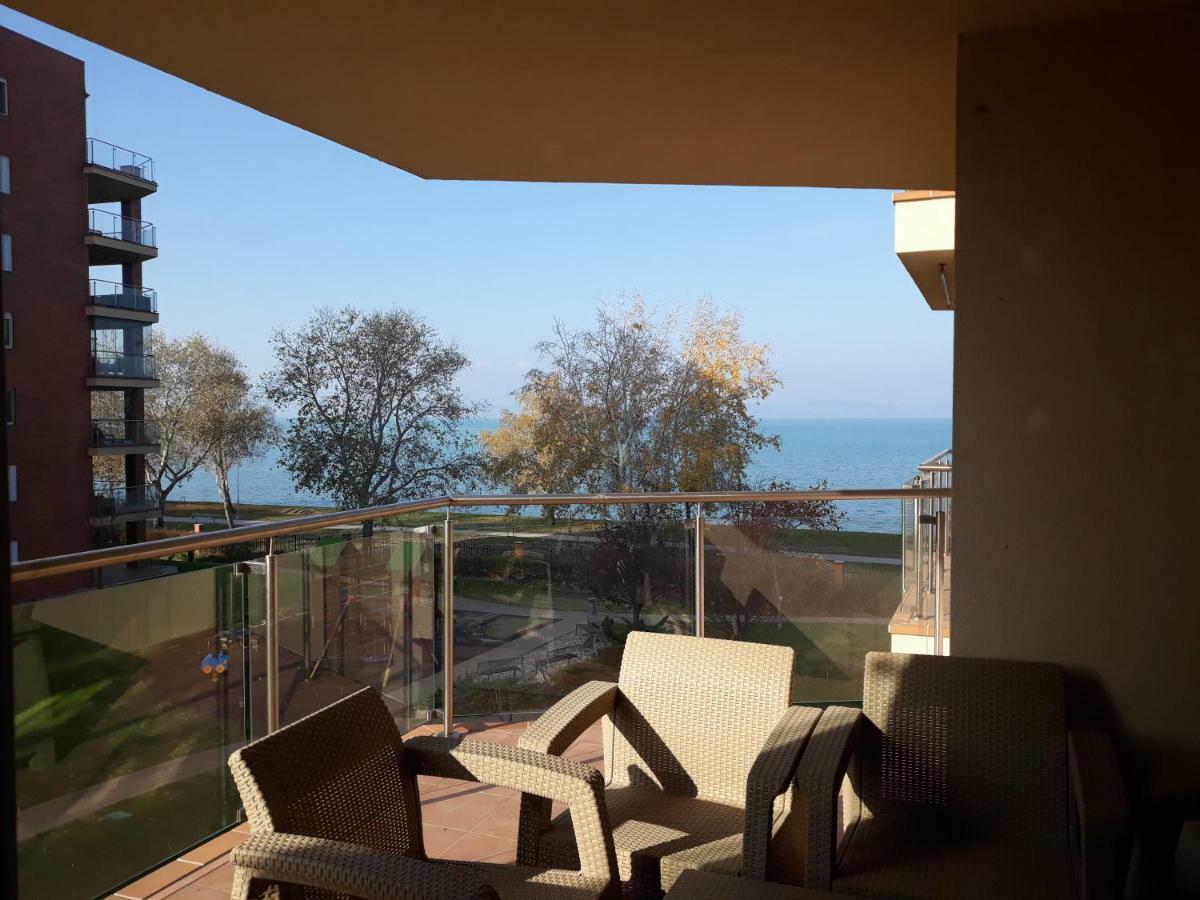 Galeriusbeach Deluxe Apartment Шиофок Экстерьер фото
