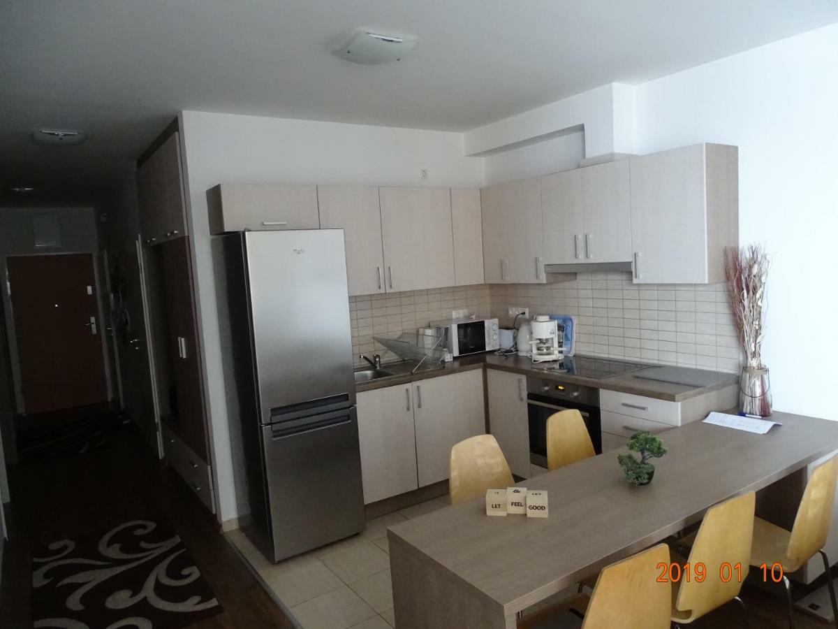 Galeriusbeach Deluxe Apartment Шиофок Экстерьер фото